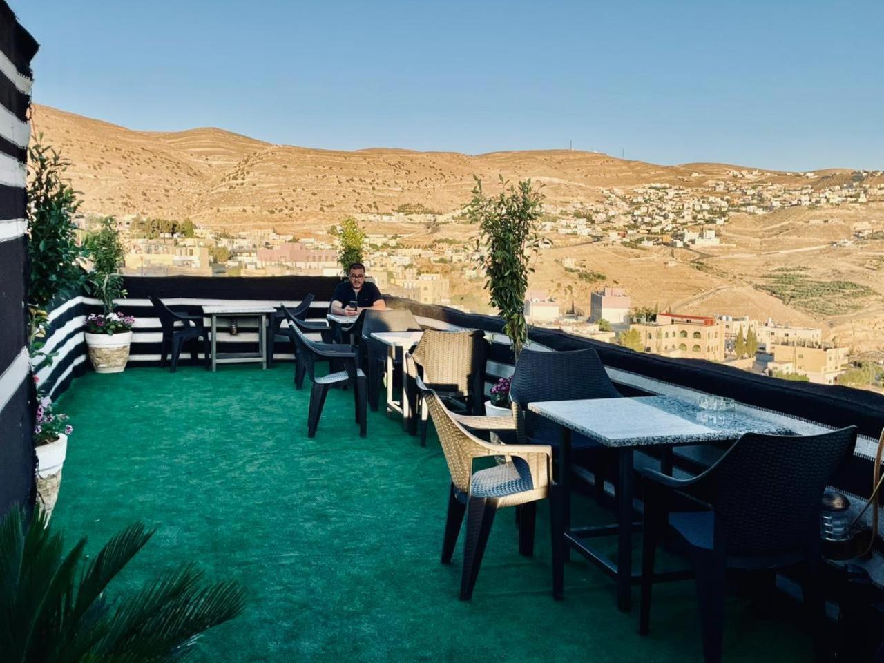 Plaza View Hostel Aţ Ţayyibah Zewnętrze zdjęcie