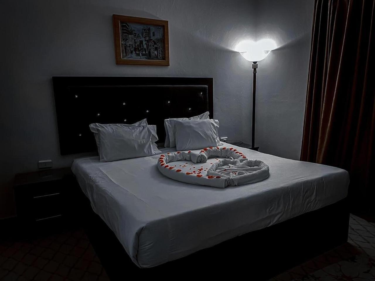 Plaza View Hostel Aţ Ţayyibah Zewnętrze zdjęcie