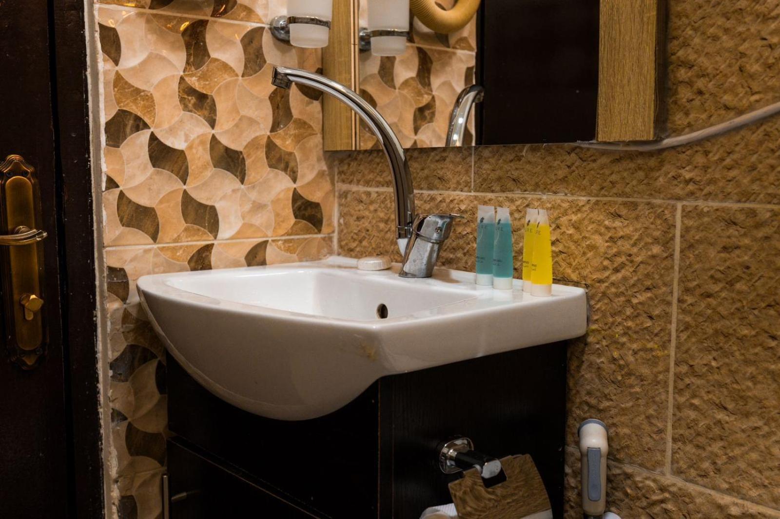 Plaza View Hostel Aţ Ţayyibah Zewnętrze zdjęcie
