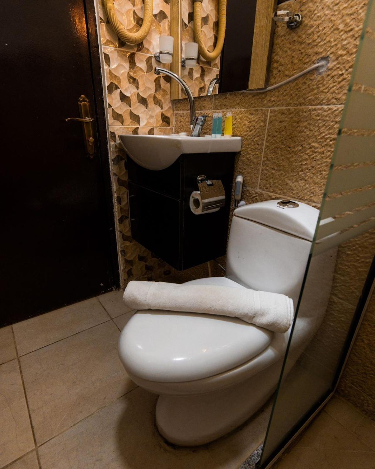 Plaza View Hostel Aţ Ţayyibah Zewnętrze zdjęcie